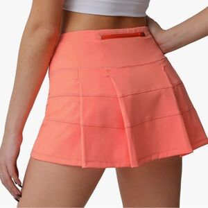 High-waisted Tennis Skirt in Orange 🍊🧡🧡